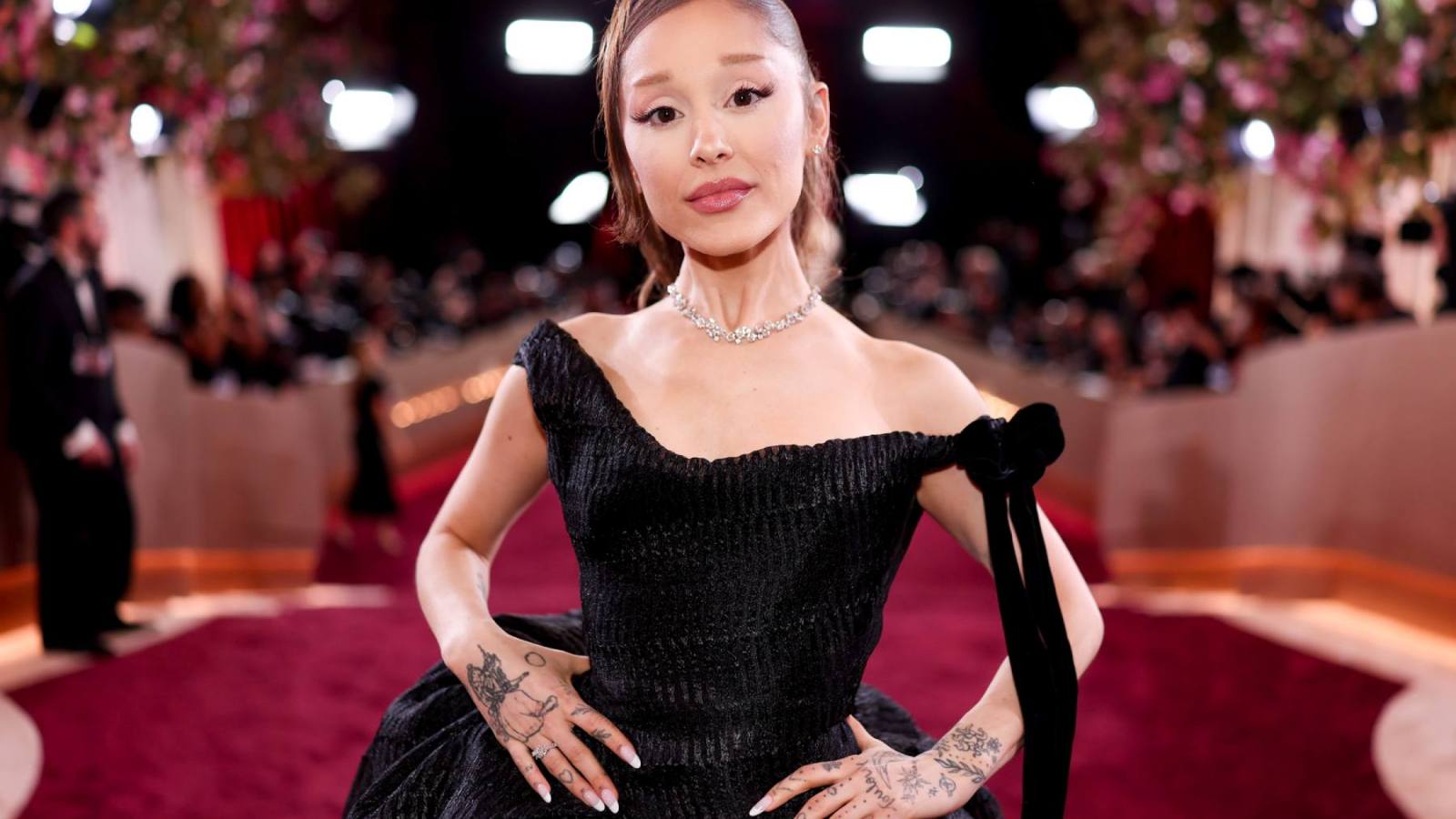 Ariana Grande 'Eternal Sunshine' Turnesinden Üç Tarihi Erteledi: "Önce Güvenlik"